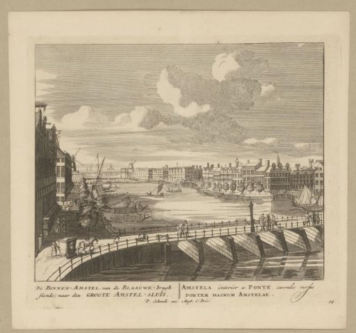 View of the Binnen-Amstel from the Blauwbrug