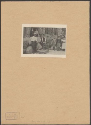 Staff of Hartog Lierens, dealer in old paper