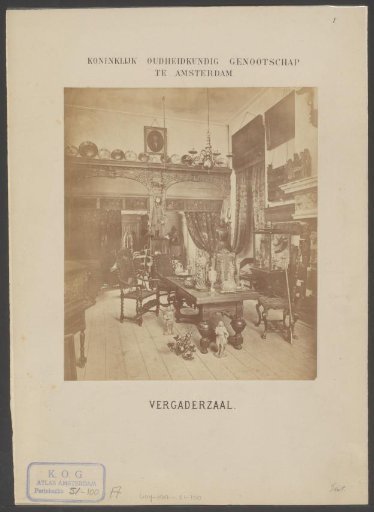 Interior of the 'meeting hall' of the Royal Society of Antiquities in the Spuistraat in Amsterdam