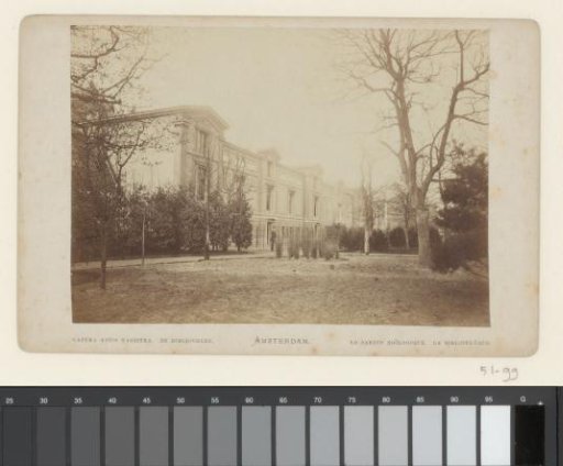 View of the library of Artis