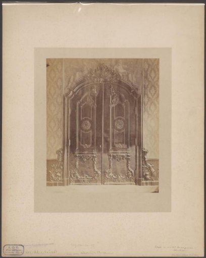 Double doors of the Beuningkamer on the Keizersgracht in Amsterdam