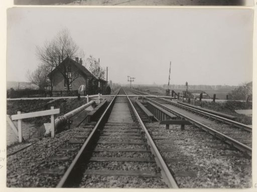 Railway bridge over the Ringvaart at the railway crossing on the Ringdijk in Amsterdam