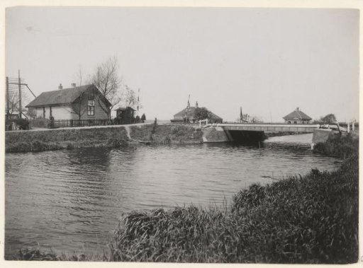 Railway bridge over the Ringvaart at the Ooster Ringdijk in Amsterdam