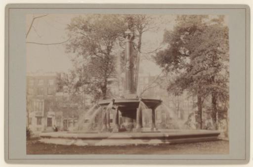 View of the fountain in the Wertheimpark in Amsterdam