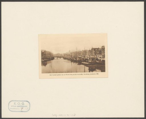 View of the Damrak, seen from the Nieuwebrug on the Oudebrug