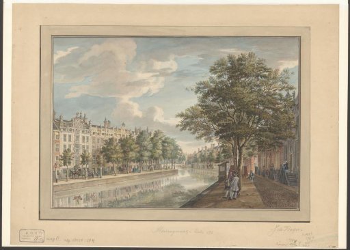 View of the bend in the Herengracht, seen in the direction of the Nieuwe Spiegelstraat and Vijzelstraat