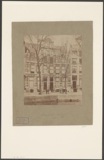 View of several buildings on the Herengracht