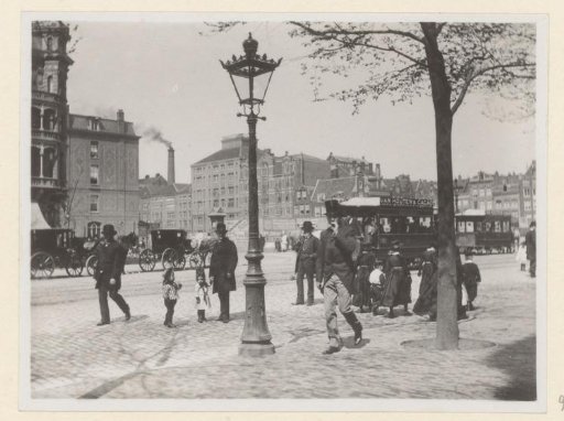 View of the Leidseplein looking towards the Lijnbaansgracht