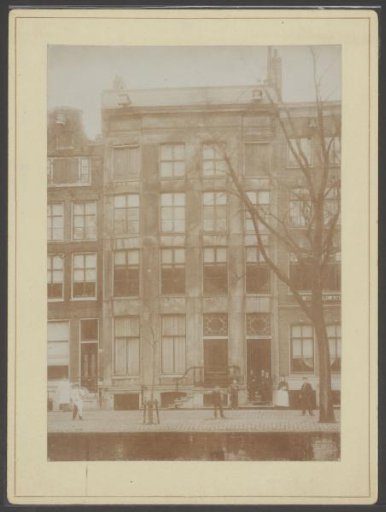 View of a house on the Keizersgracht, corner of the Wolvenstraat