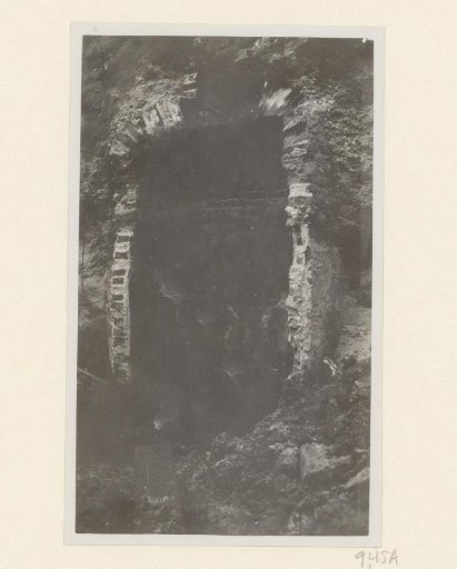 View of a possible ice cellar, discovered at Keizersgracht 418-424 during renovations