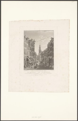 View of the Kalverstraat and the Munttoren