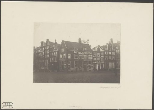 View of the Koningsplein, corner of the Singel