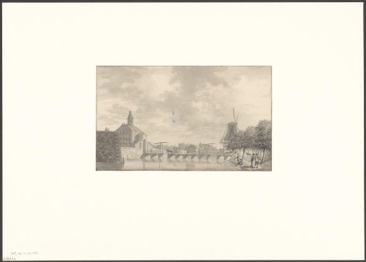 View of the old Muiderpoort and mill De Ruiter from the Singel