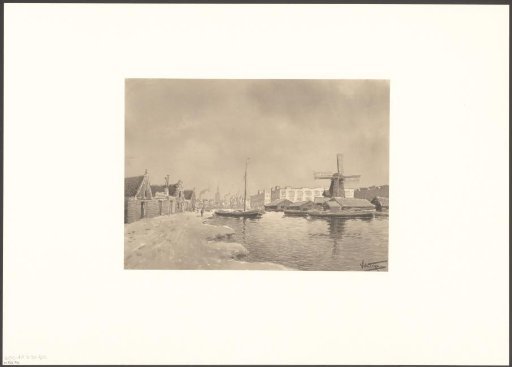 View of the Kostverlorenvaart and the Buyskade with mill Het Luipaard