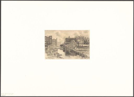View of the Postjeswetering behind the Hoofdweg