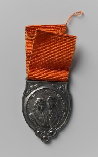 Badge on the Engagement of Princess Juliana with Bernhard, 1936