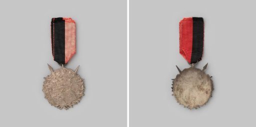 Badge of the Association of Non-Commissioned Officers of the Civic Guard in Amsterdam for training in the handling of weapons (V.O.S.A.)