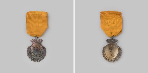 Decoration (gilded) for thirty years of honorable, long and actual service in the civic guard for non-commissioned officers and lower ranks, worn by A.P. Ratelband, drummer in Amsterdam