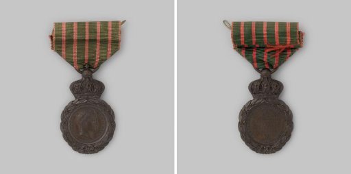 Commemorative medal St. Helena Medal, established by Napoleon III in 1857 and awarded to veterans who fought in French service between 1792 and 1815