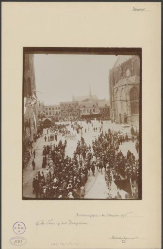Procession of the Ridderhofspelen 1896 on the Dom Square