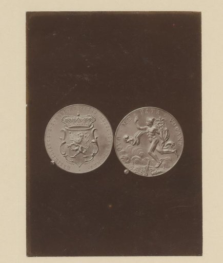 Medal commemorating the 52nd anniversary of the University of Utrecht