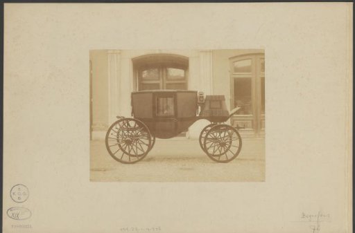 Funeral carriage