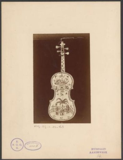 Violin of Chinese Porcelain