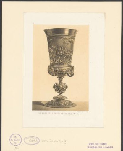 Gilded drinking cup from the sixteenth century