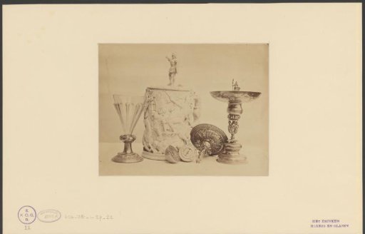 Ivory cup, Hansje-in-de-kelder, glass and pocket watch