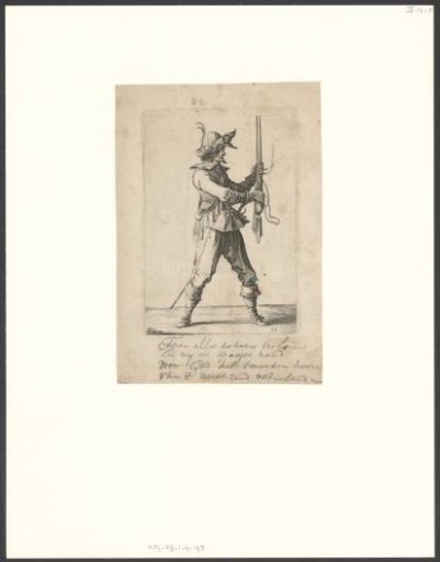 Standing soldier with musket held in both hands, turned to the right