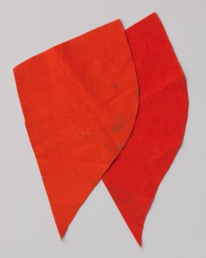 Ponceau red, fine cloth in two pieces of 1/4 circle