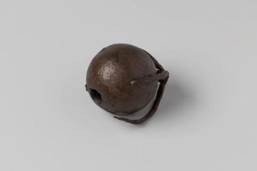 Hand grenade from the wreck of the East Indiaman Princesse Maria