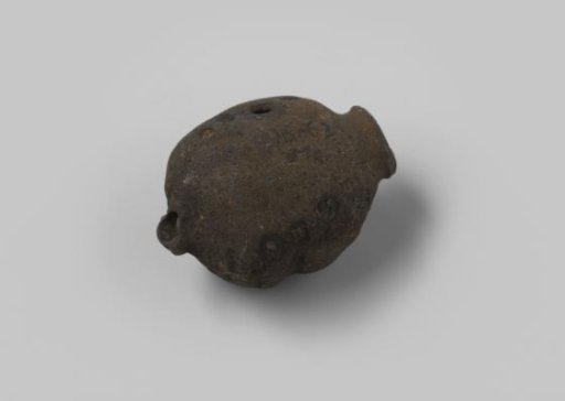 Pommel of a hilt from the wreck of the East Indiaman Meresteijn