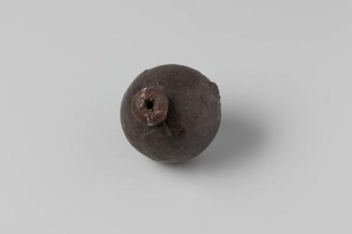 Hand grenade from the wreck of the East Indiaman Princesse Maria