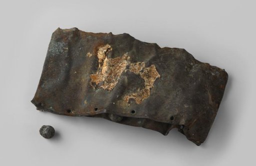Pattern bag from the wreck of the East Indiaman Meresteijn