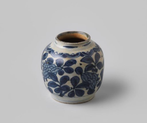 Pot from VOC Ship the 'White Lion'