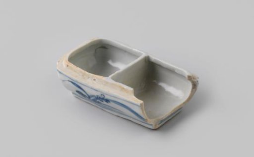 Box from the VOC ship 'De Witte Leeuw'