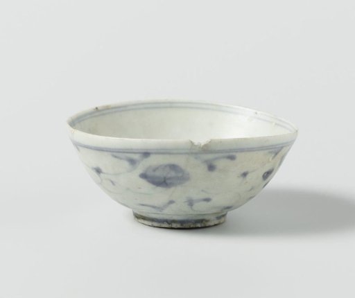Bowl from the VOC ship 'Witte Leeuw'