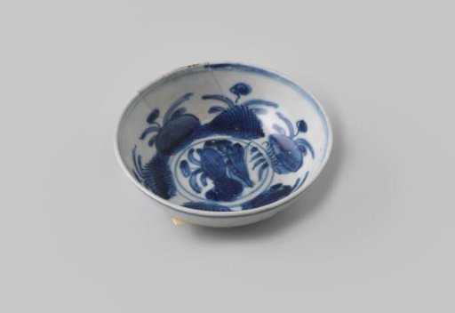 Plate from the VOC ship 'The White Lion'