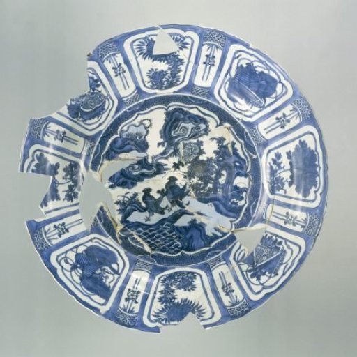 Plate from VOC ship the 'White Lion'