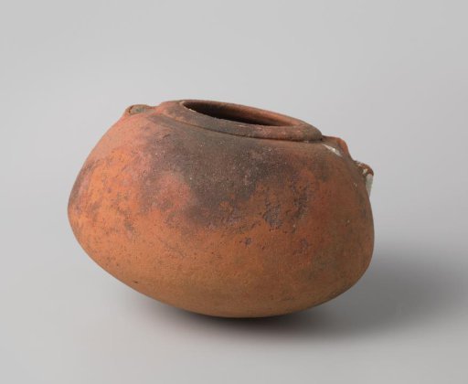 Pot from the VOC ship 'Witte Leeuw'
