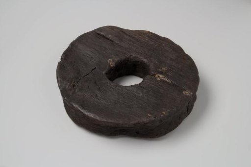 Disc from the VOC ship 'Witte Leeuw'