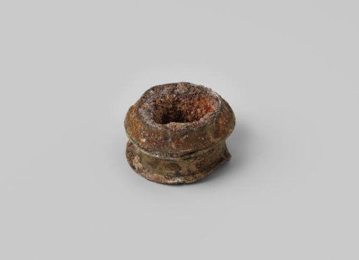 Screw cap from the wreck of the East Indiaman Princesse Maria