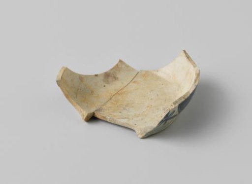 Fragment of a wine jug from the VOC ship 'Witte Leeuw'