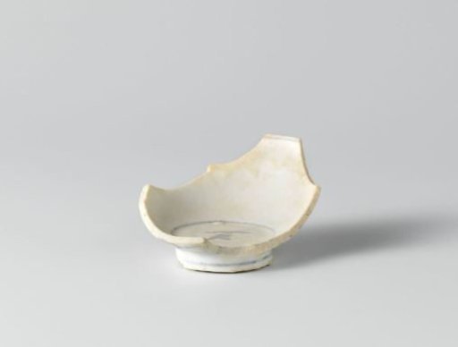 Fragment of a bowl from the VOC ship 'The White Lion'