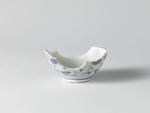 Bowl from the V.O.C. ship the 'Witte Leeuw'