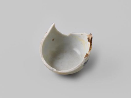 Fragment of a wine bowl from the VOC ship 'Witte Leeuw'