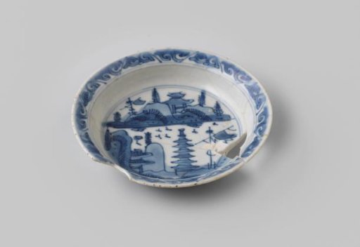 Plate from the VOC ship 'Witte Leeuw'