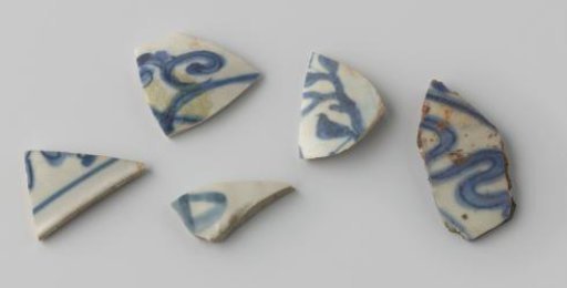 Fragments of Bowls from the VOC Ship 'Witte Leeuw'
