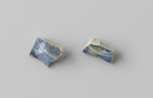 Fragments of a Bowl from the VOC Ship the 'Witte Leeuw'